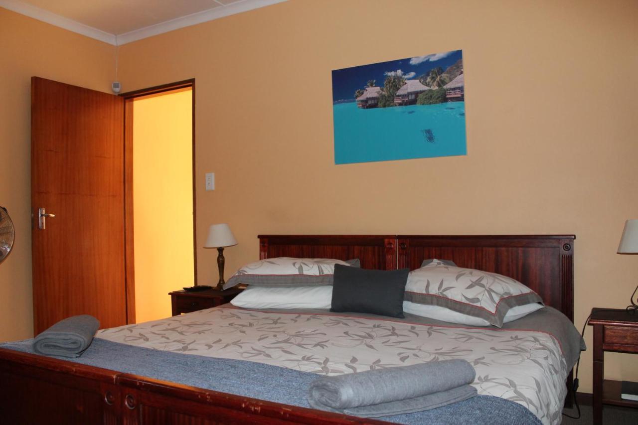 The Timeless Way Self Catering Accommodation Суакопмунд Екстериор снимка