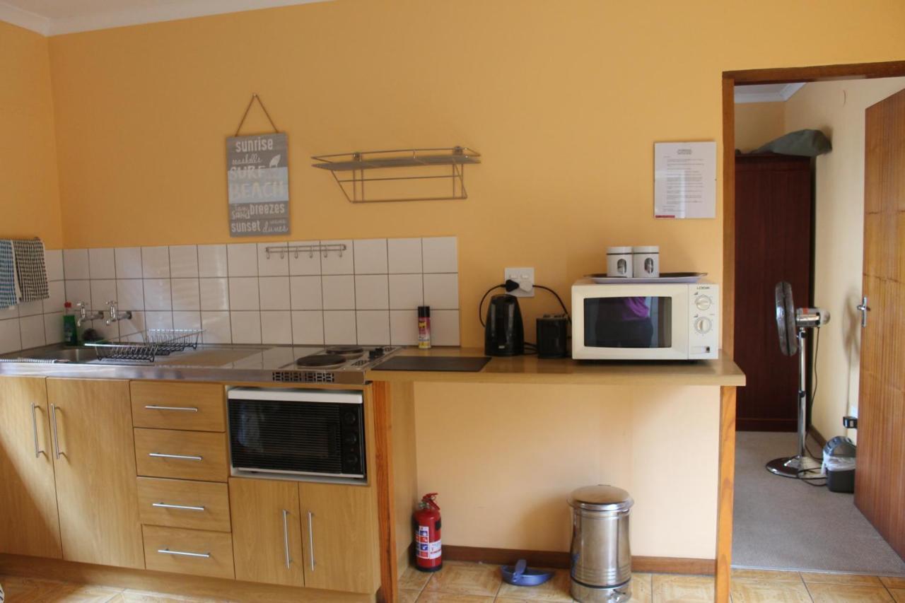 The Timeless Way Self Catering Accommodation Суакопмунд Екстериор снимка