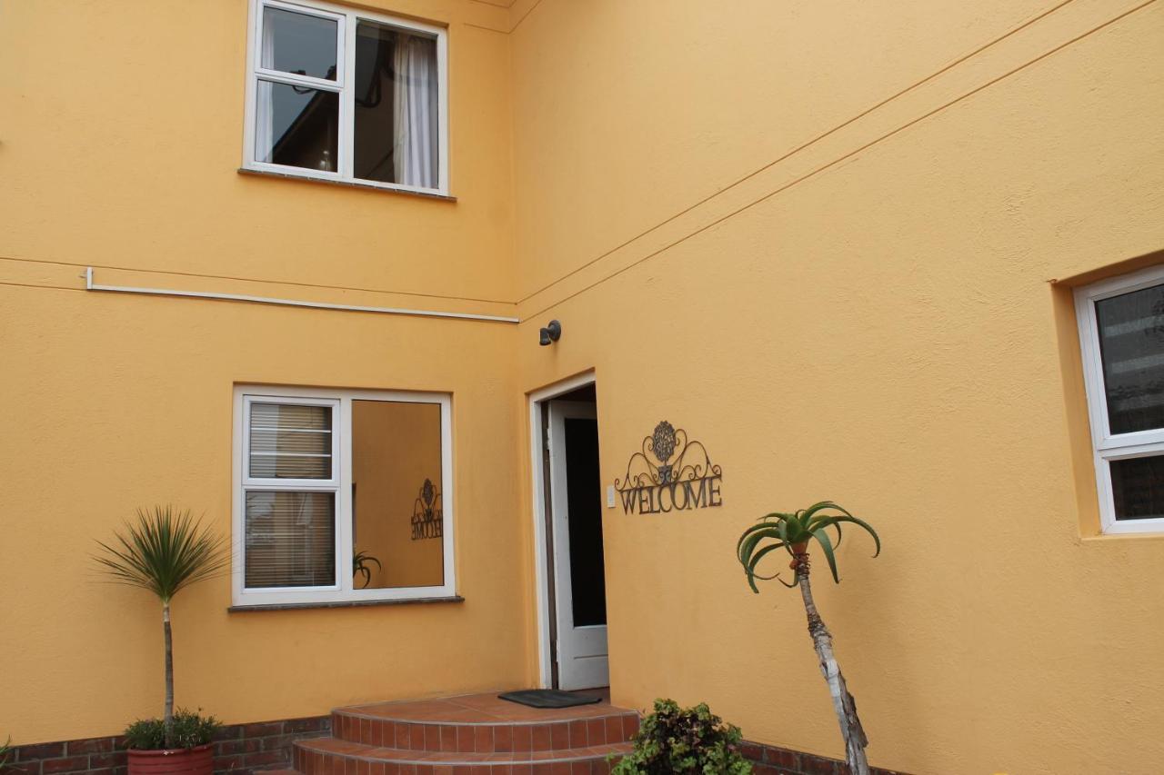 The Timeless Way Self Catering Accommodation Суакопмунд Екстериор снимка